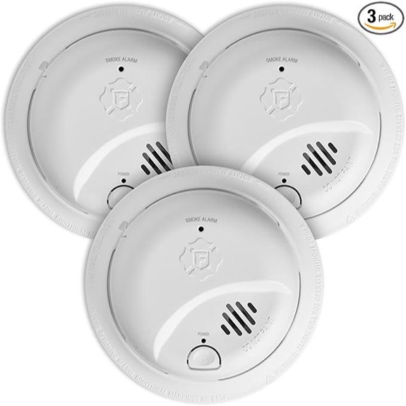 First Alert Smoke Alarm 3-Pack with Battery Backup