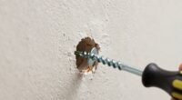 types of drywall anchors