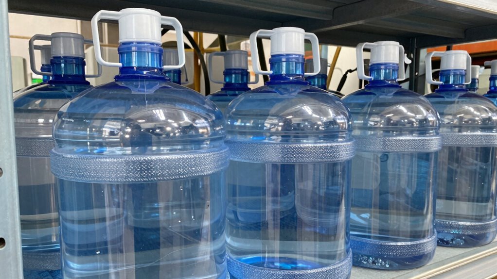 water container material importance