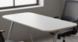 desk shape affects posture